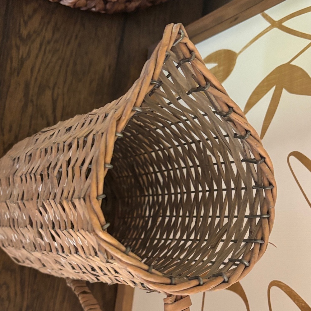 Mud Pie Willow Pitcher, Large, 11 3/4" x 9 3/4" - Picture 2 of 4